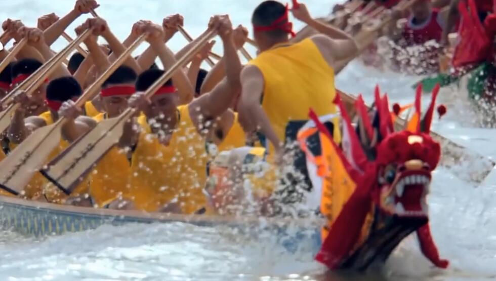 【网络中国节·端午】大家来找茬:中国龙舟赛VS剑桥牛津赛艇对抗赛