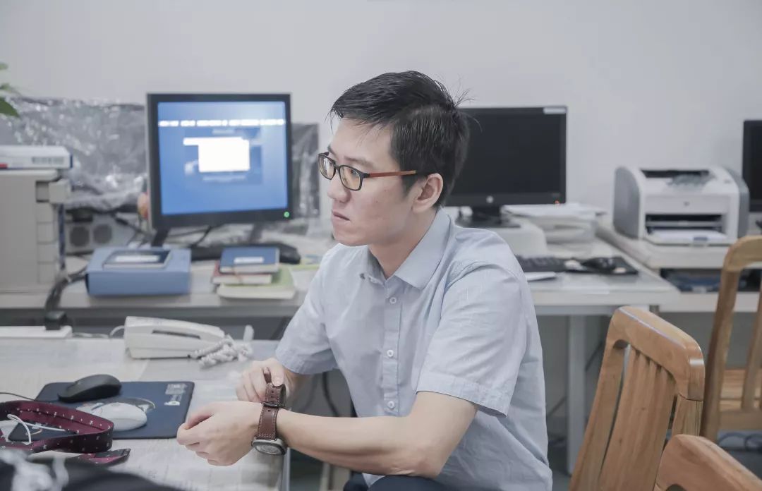 【暖医·1949-2019】“我不是超人”，也有藏在口罩后的千面