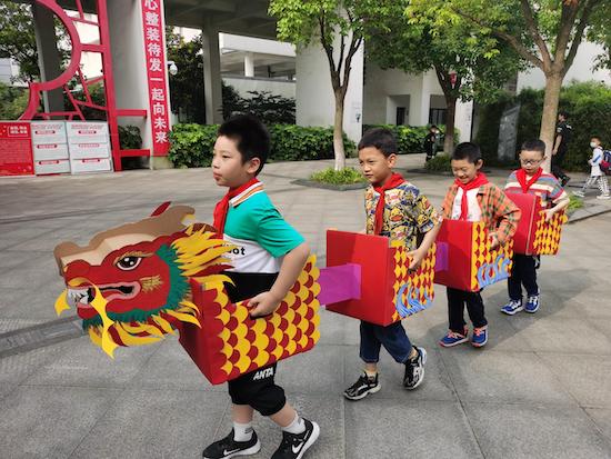苏州工业园区斜塘学校举行第11届传统文化艺术节暨端午节主题活动 苏州工业园区斜塘学校举行第11届传统文化艺术节暨端午节主题活动