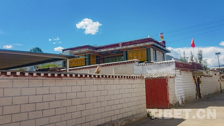 【新时代?边疆行】农忙时节，克松村的达瓦却很悠闲