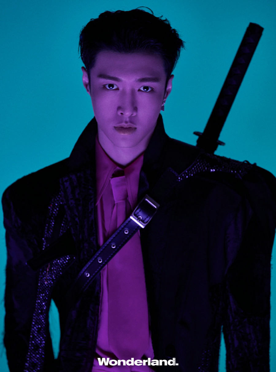 Dua Sisi Lay Zhang_fororder_lay4.JPG