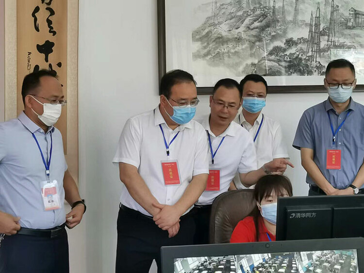 自贡市大安区委书记彭长林带队开展高考巡考工作_fororder_3巡考现场
