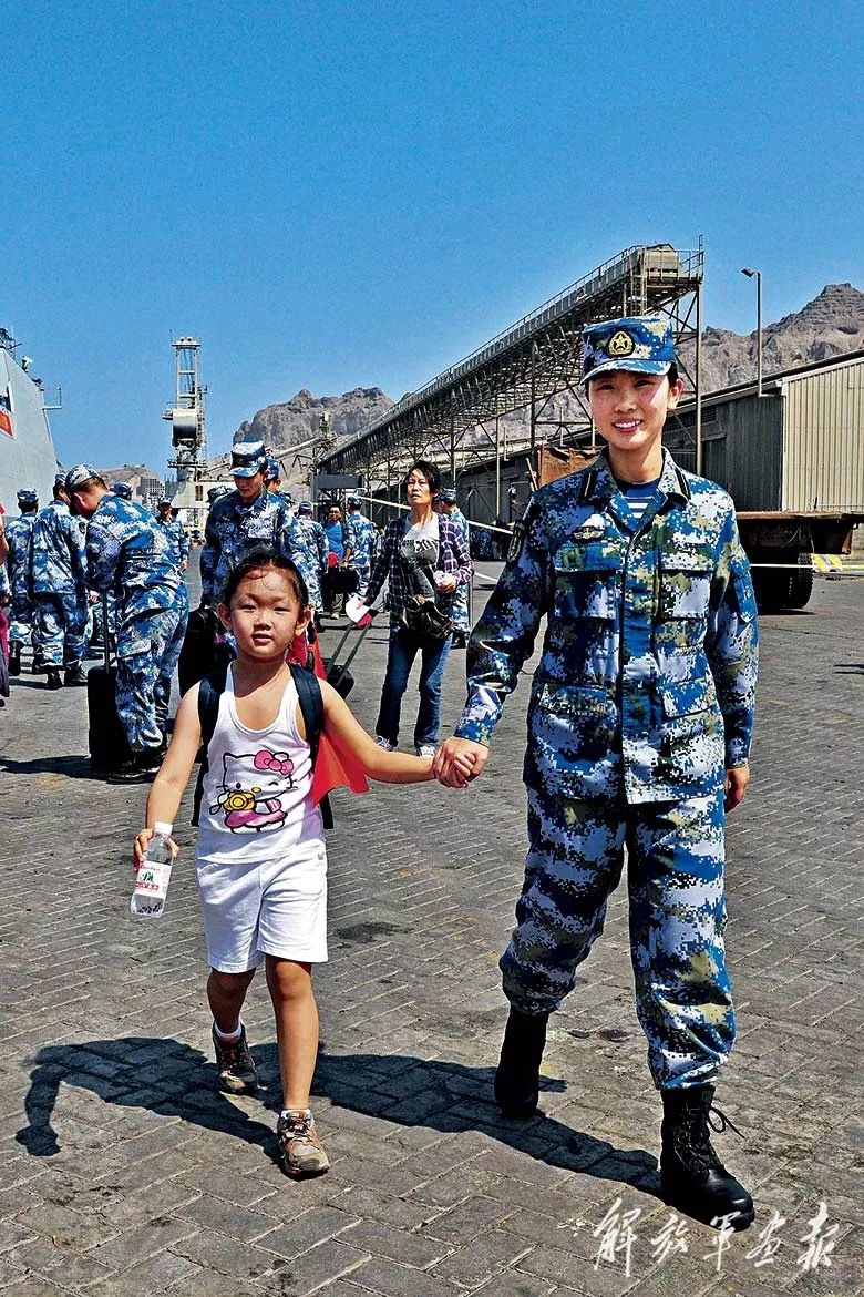 第一时间救我们的人， 就是我们中国人！