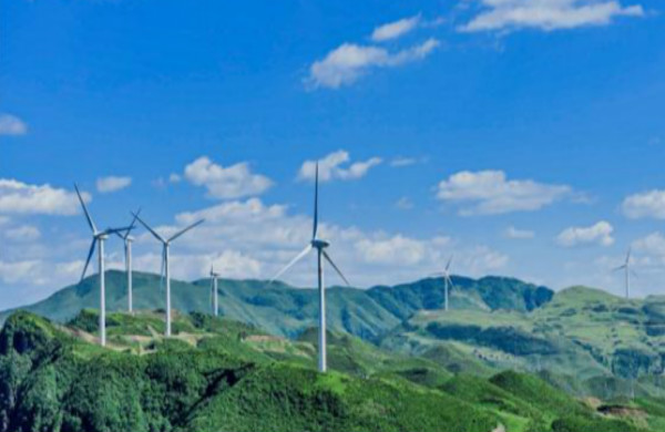 บรรยากาศทุ่งหน้าในฤดูร้อนเหมือนดั่งโลกการ์ตูน_fororder_gz1