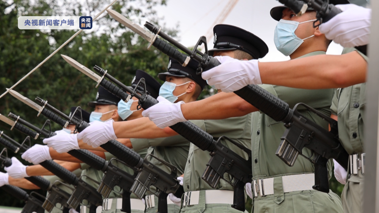总台记者探访丨香港警员:把香港回归祖国25周年当成自己最珍贵生日礼物