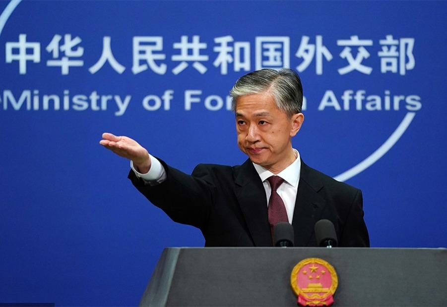 外交部：蓬佩奥借维护国际法之名 行谋取一己私利之实_fororder_055