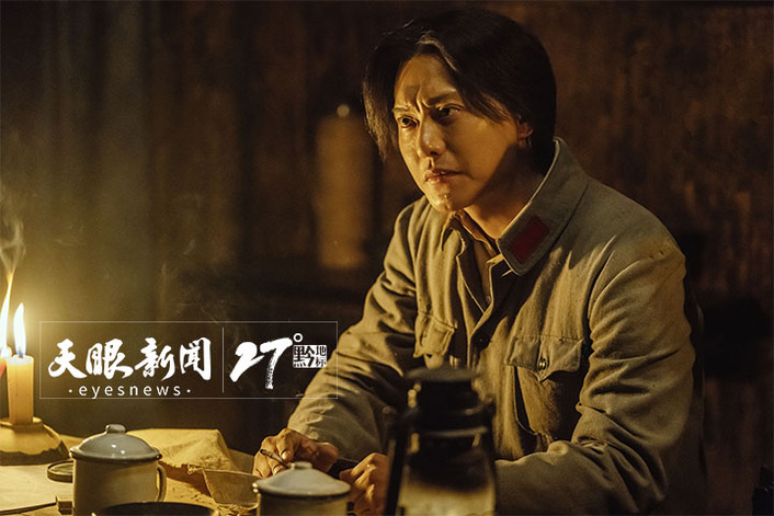 (要闻、客户端贵州带图列表、移动版)聚焦《伟大的转折》·专访主演侯京健再度饰演毛泽东 是精神上的又一次洗礼