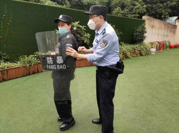 【原创】重庆九龙坡警方多形式深入开展“向群众报告”工作_fororder_图片10(1)