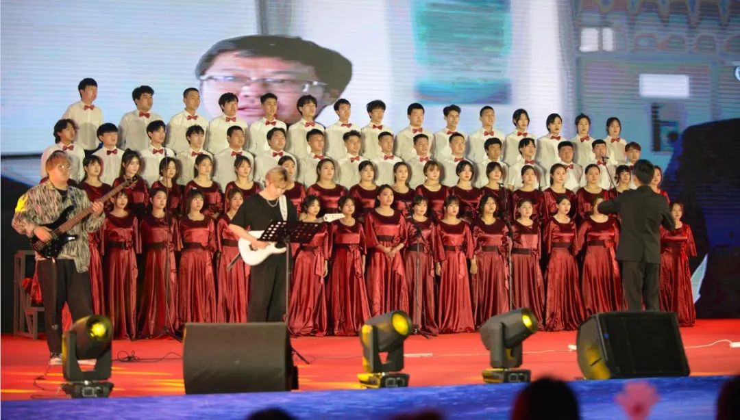 哈尔滨职业技术学院举行建校20周年、办学66周年庆祝大会_fororder_微信图片_20220619180906