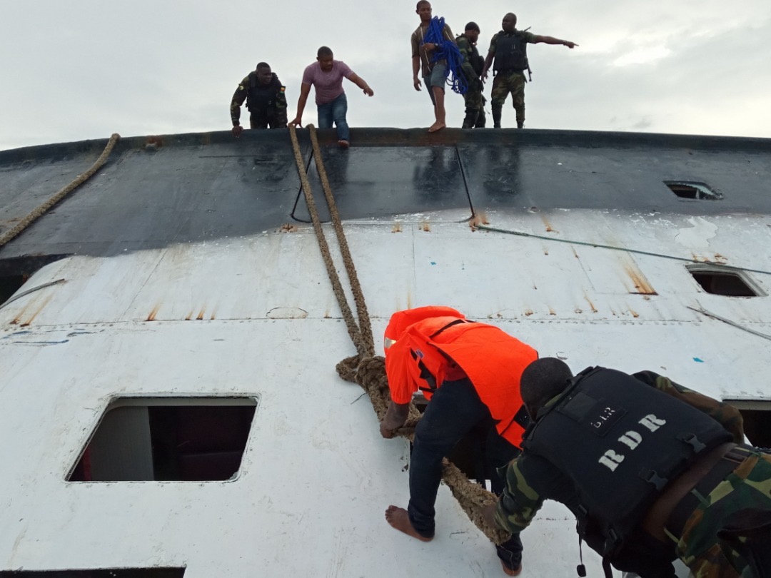 喀麦隆发生沉船事故 已造成3人死亡 107人获救