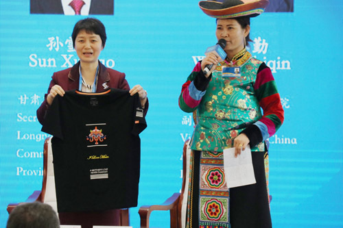 从&quot;守艺&quot;到&quot;受益&quot;，互联网时代&quot;非遗&quot;如何活起来
