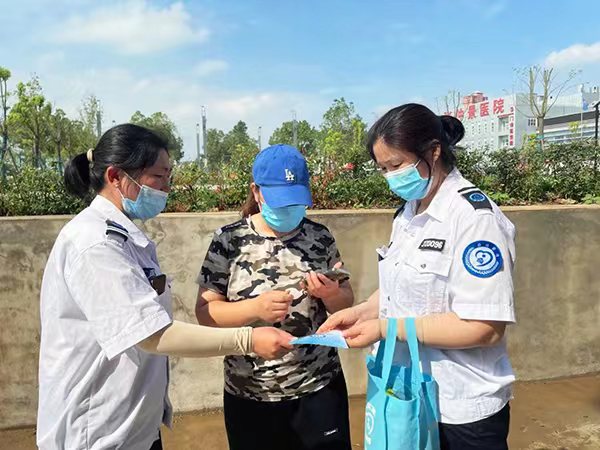 南阳市救助管理站开展“6.19”全国救助管理机构开放日宣传活动
