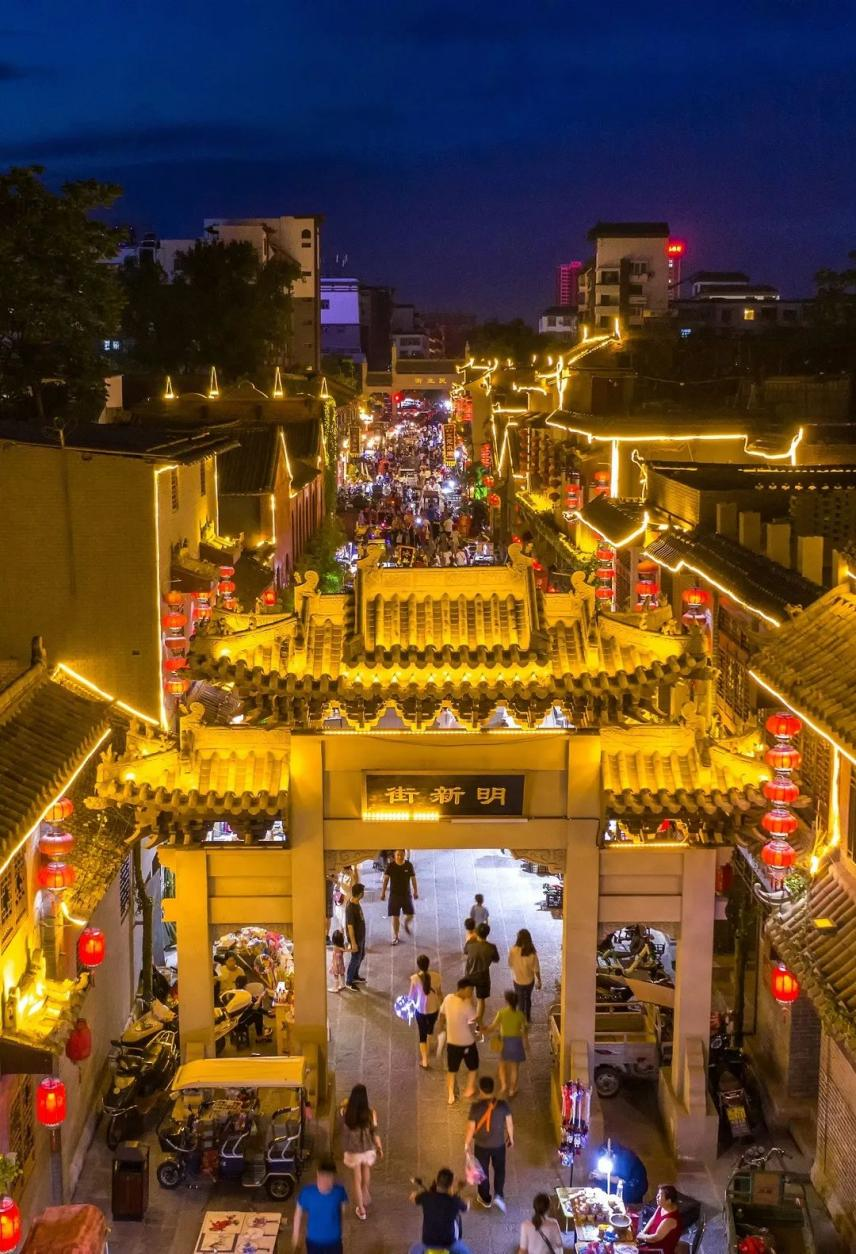 Recommended Places to Go on Summer Nights in Luoyang_fororder_图片1