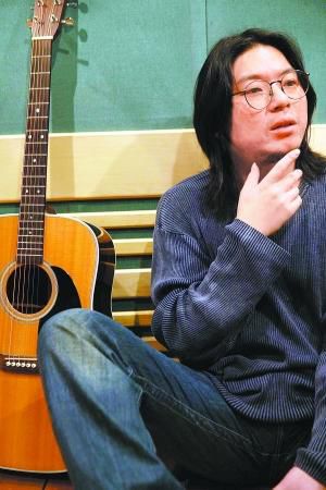 高晓松自拍遭还原 颜值不足但背景显赫情史丰富