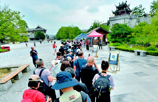 贵州旅游再迎“避暑热”