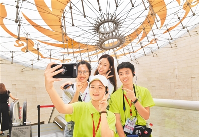 香港学生在实习中认识内地 “大湾区将是我们一展身手的好地方”