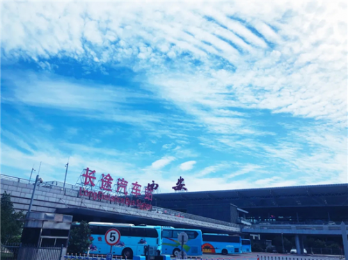 东航在西安机场落地“空巴联运” 航空出行更便捷 东航在西安机场落地“空巴联运” 航空出行更便捷