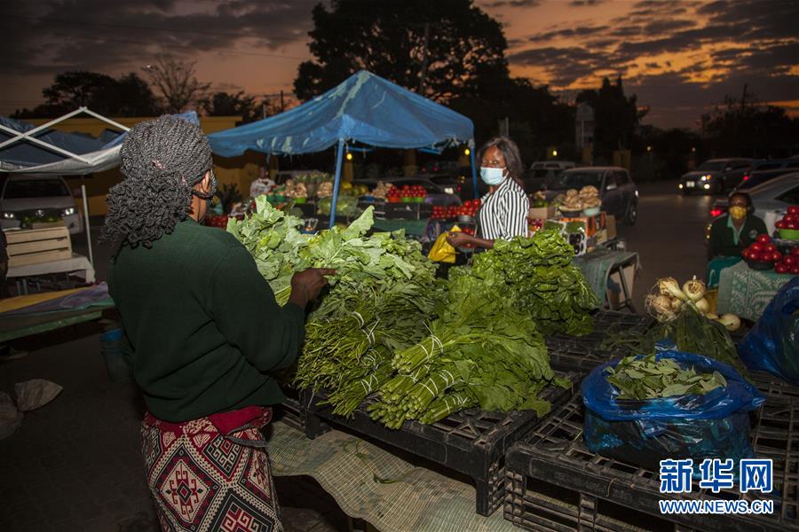 赞比亚：疫情下的菜市场