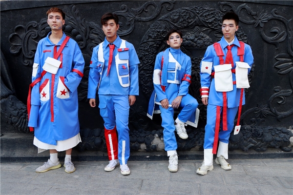 河北美术学院2022年服装优秀毕业设计作品再次亮相中国国际大学生时装周