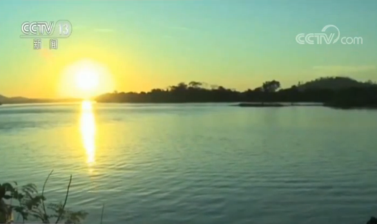 亚马孙雨林大火未见明显缓解 巴西社会思考如何平衡环保与发展