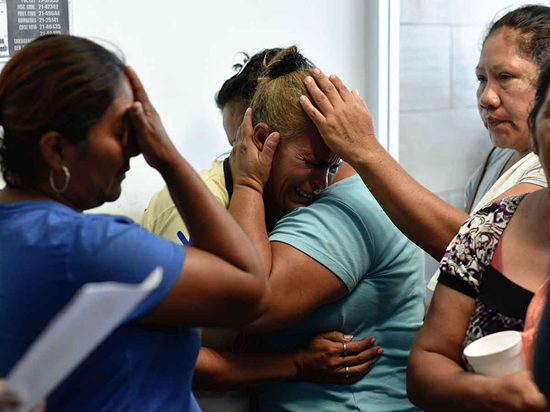 墨西哥一酒吧起火28人亡 疑为贩毒组织争地盘纵火所致