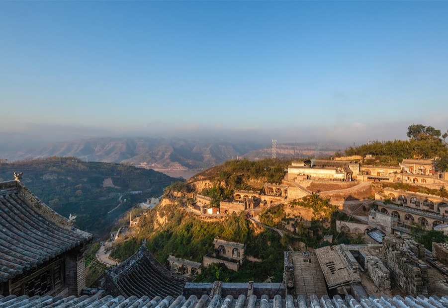 【走向我们的小康生活】太原西山：由黑转绿的幸福日子_fororder_1596282403290_120 (1)