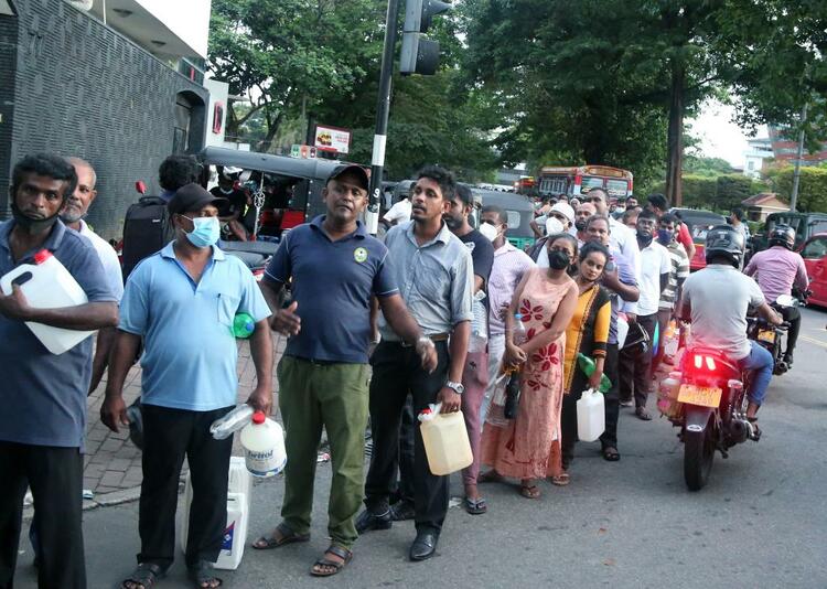 新闻分析：斯里兰卡局势为何陷入动荡