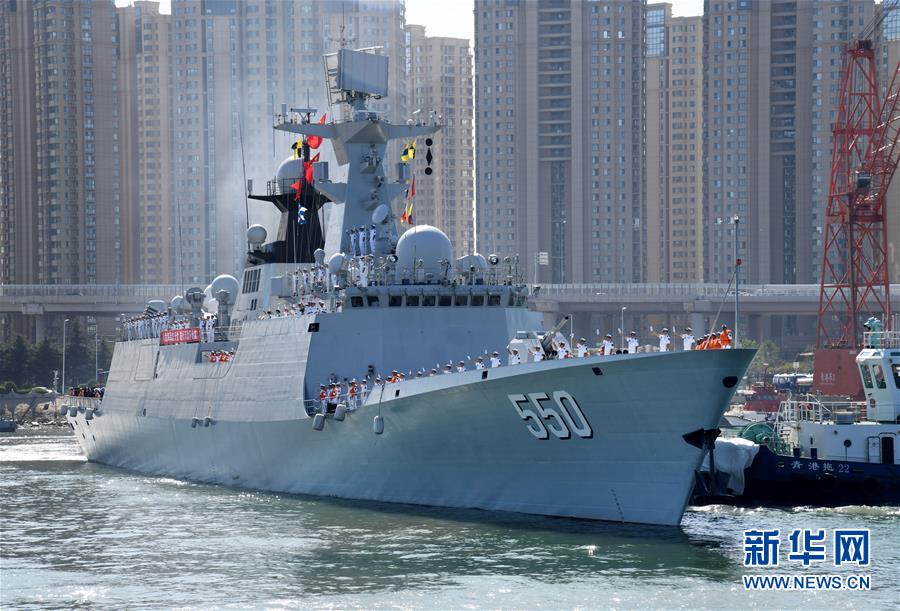 中国海军第33批护航编队起航赴亚丁湾