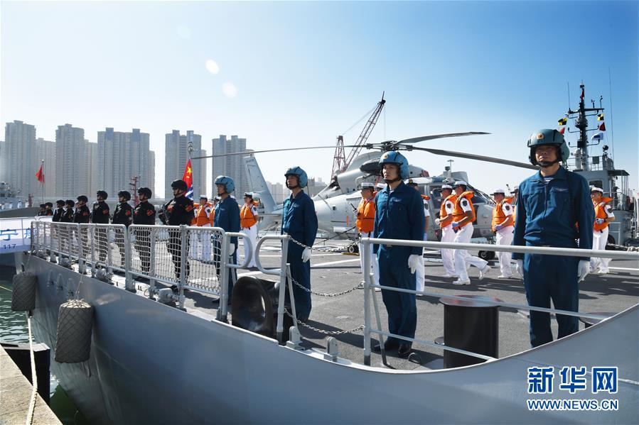 中国海军第33批护航编队起航赴亚丁湾