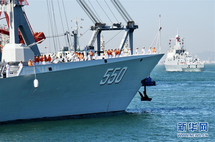 中国海军第33批护航编队起航赴亚丁湾