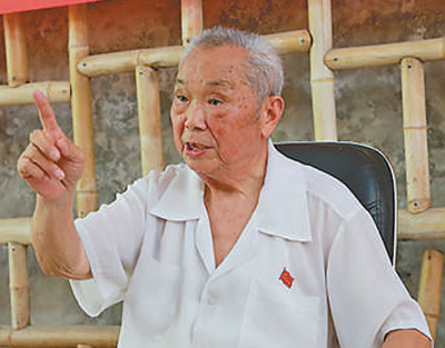 “为人民服务，永远开怀”（爱国情 奋斗者）