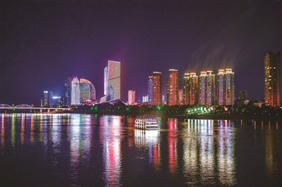 浙江桐庐:夜经济火热 升腾共富“烟火气” 浙江桐庐:夜经济火热 升腾共富“烟火气”_fororder_1