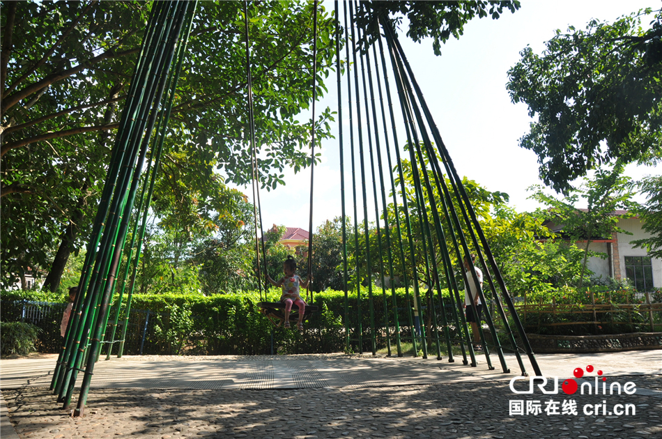 边境奇观：“一寨两国”