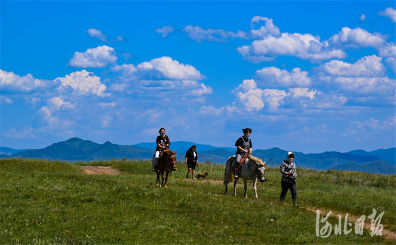 河北张家口:旅游旺季来了!塞外山城展新颜