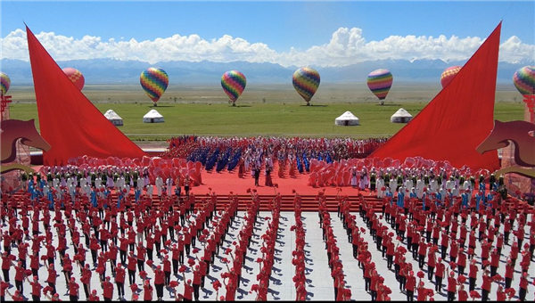 策马相约 第三十届中国新疆伊犁天马国际旅游节开幕 策马相约 第三十届中国新疆伊犁天马国际旅游节开幕