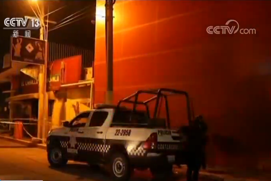 墨西哥东部酒吧纵火案死亡人数上升至29人 总统下令彻查