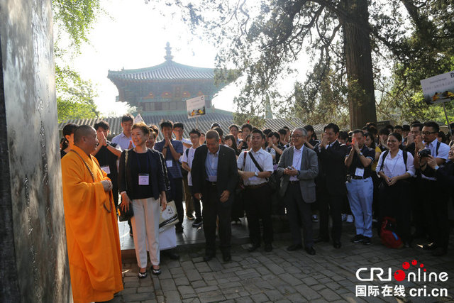 【河南原创】日本少林寺拳法联盟“回家”寻根溯源 为中日友谊祈福 【河南原创】日本少林寺拳法联盟“回家”寻根溯源 为中日友谊祈福