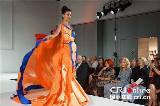 “丝路映像”中国时装艺术精品展在柏林举办