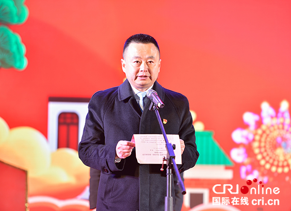 图片默认标题_fororder_2自流井区委书记曾健致辞（摄影-廖志全）