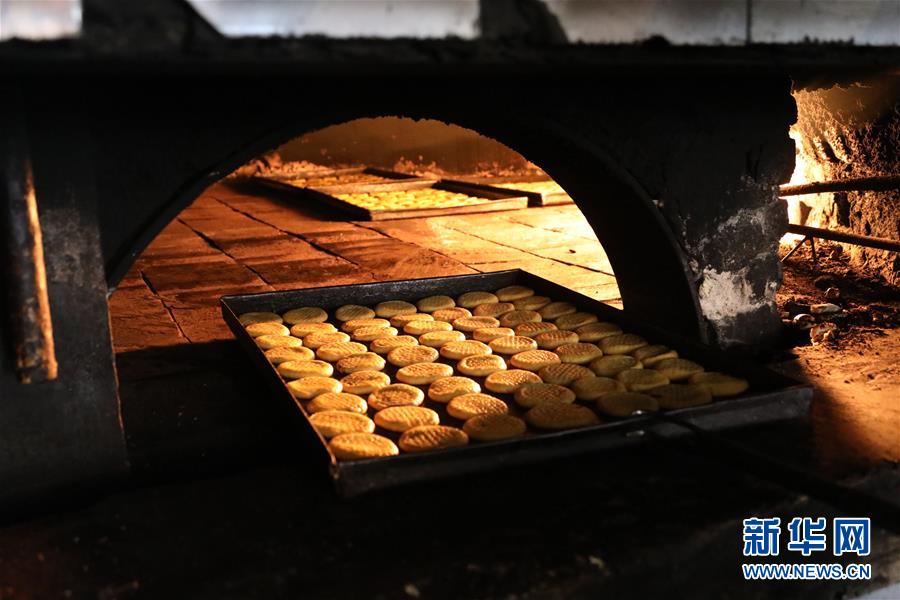 “迎中秋”世界各地传统糕点系列——伊拉克传统甜点椰枣馅饼“克