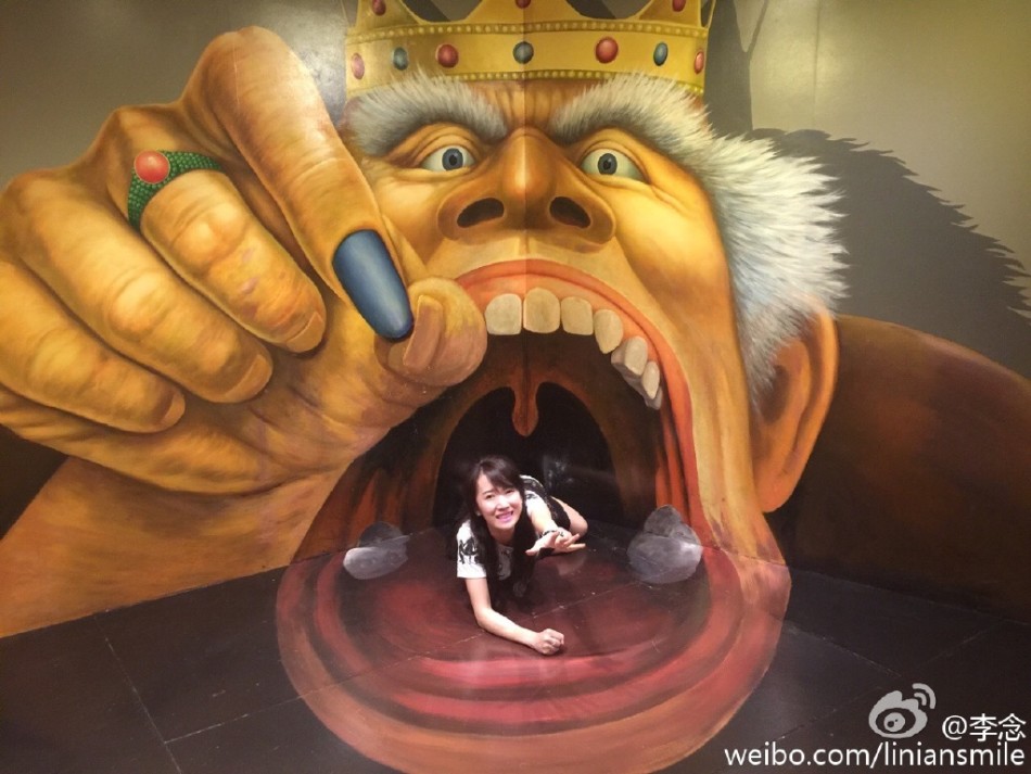 李念化身天使少女心未泯 壕气表示随便花(组图