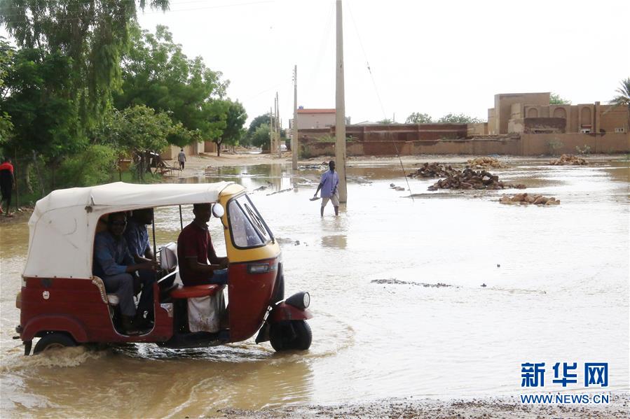 苏丹遭受暴雨和洪涝灾害8人死伤