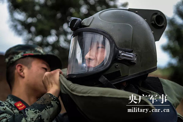 逆行生死线，带你揭开排爆手的“神秘面纱”
