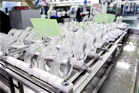 在信阳舜宇光学 解锁一枚镜片的诞生_fororder_图片1