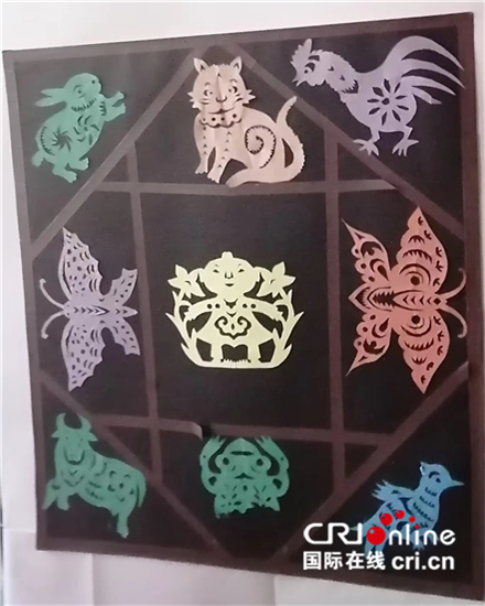 布拉格小镇上的小亚洲博物馆举办“传统中国儿童世界”展_fororder___172.100.100.3_temp_9500027_1_9500027_1_1_6bed7dbb-e835-4e79-a2ee-fa4c744a81c4