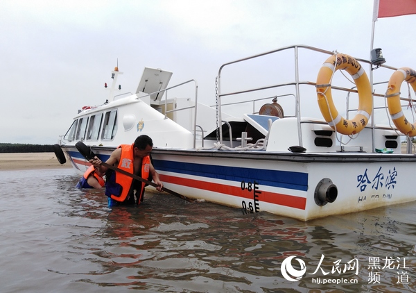 黑龙江省水上交通救援中心开展防汛应急演练和技能培训 提升汛期应急救助能力