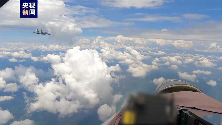 独家视频丨制胜海空 检验联合对地打击和远距空中打击能力