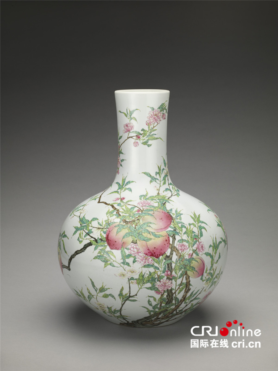 故宫展出花木题材精品文物 献礼新中国成立70周年