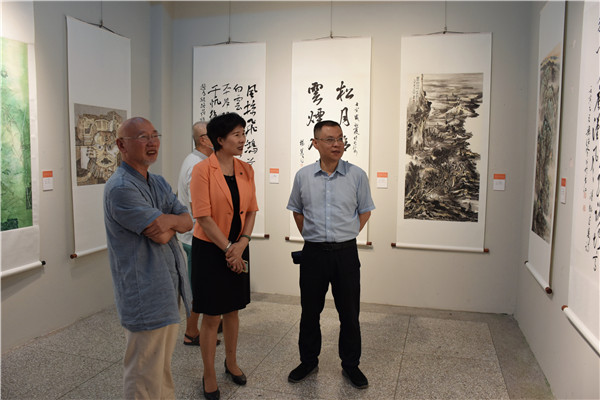 丝路画语——“一带一路”沿线华人艺术家书画展开幕