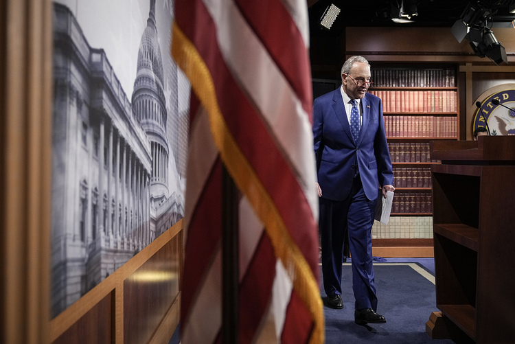 美经济学家批政府抗通胀法案“是个笑话”:巨额印钞会立即加剧通胀